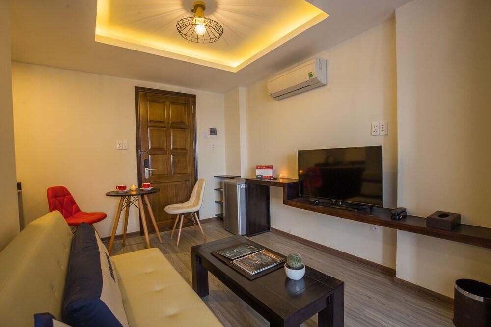 Phoenix 1 Hotel & Apartments Da Nang Buitenkant foto